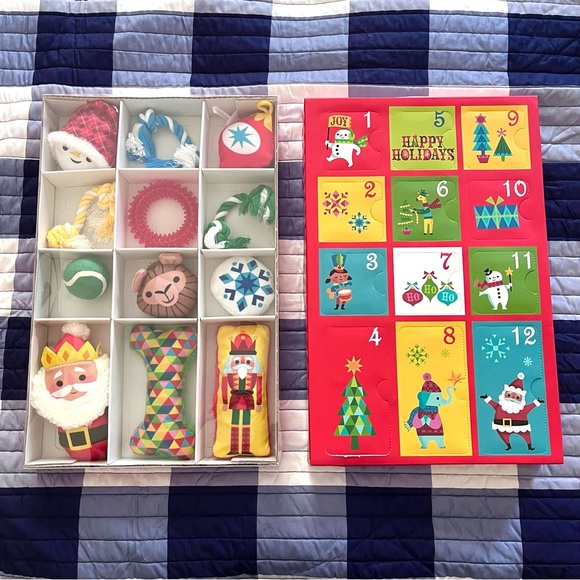 New In Box! 12 Day Dog Toy Advent Calendar 🐾🎄 - Picture 4 of 4